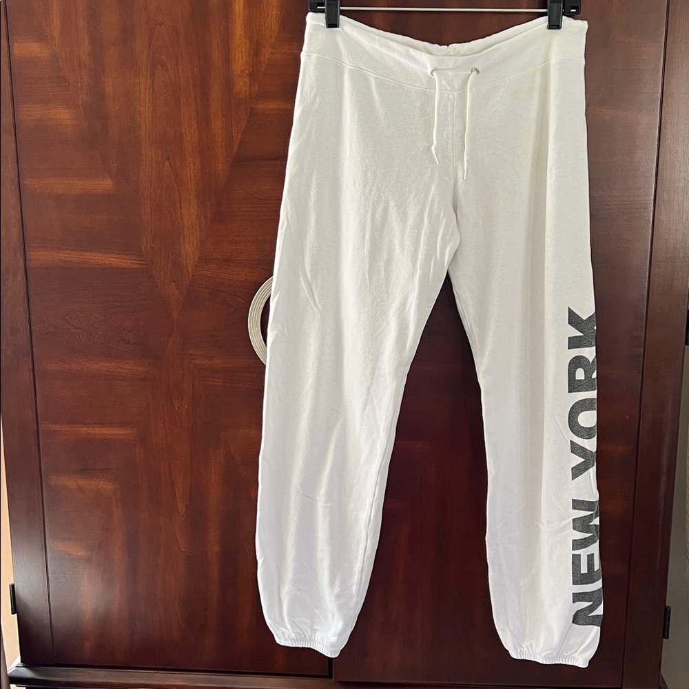 Monrow White New York Text Sweatpants- Size Medium